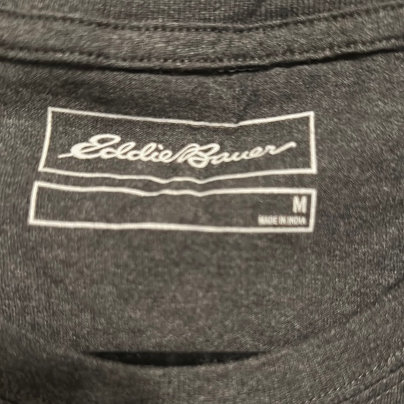 Eddie Bauer Gray Short Sleeve Tee EUC - Picture 2 of 3